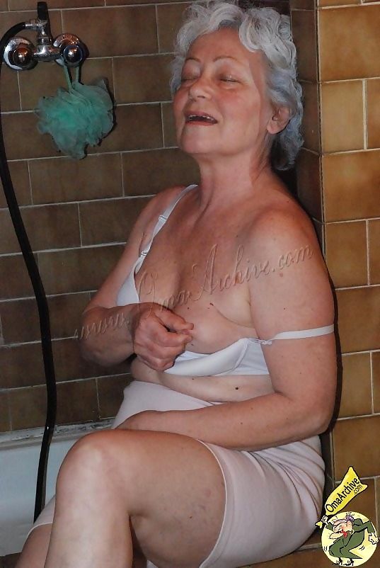 Older grannies masturbating naked - part 3581
