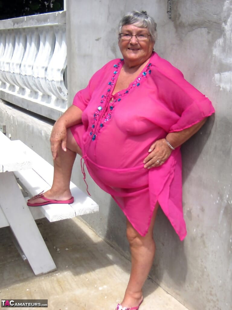 Old lady Grandma Libby exposes her morbidly obese body on a picnic table